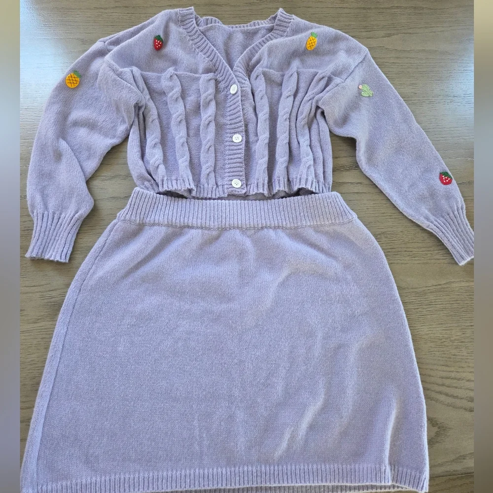 Knitted Set - Picture 8 of 9